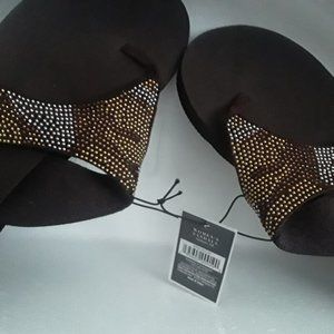 Brand new women's West Loop brown/gold, studded flip-flops. Size 7/8.